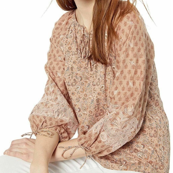 NWOT Lucky Brand Embroidered Sleeve Peasant Cotton Top. S - Picture 2 of 6